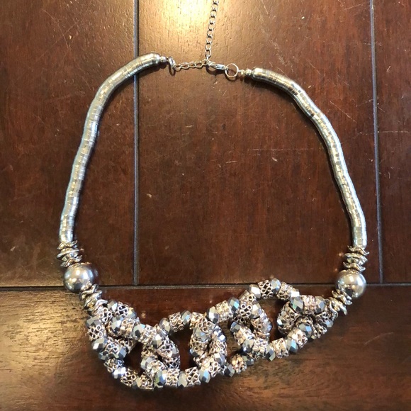 Jewelry - Gunmetal necklace